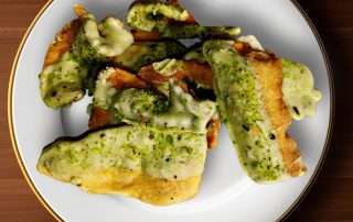 Chiacchiere di carnevale (pistacchiose)